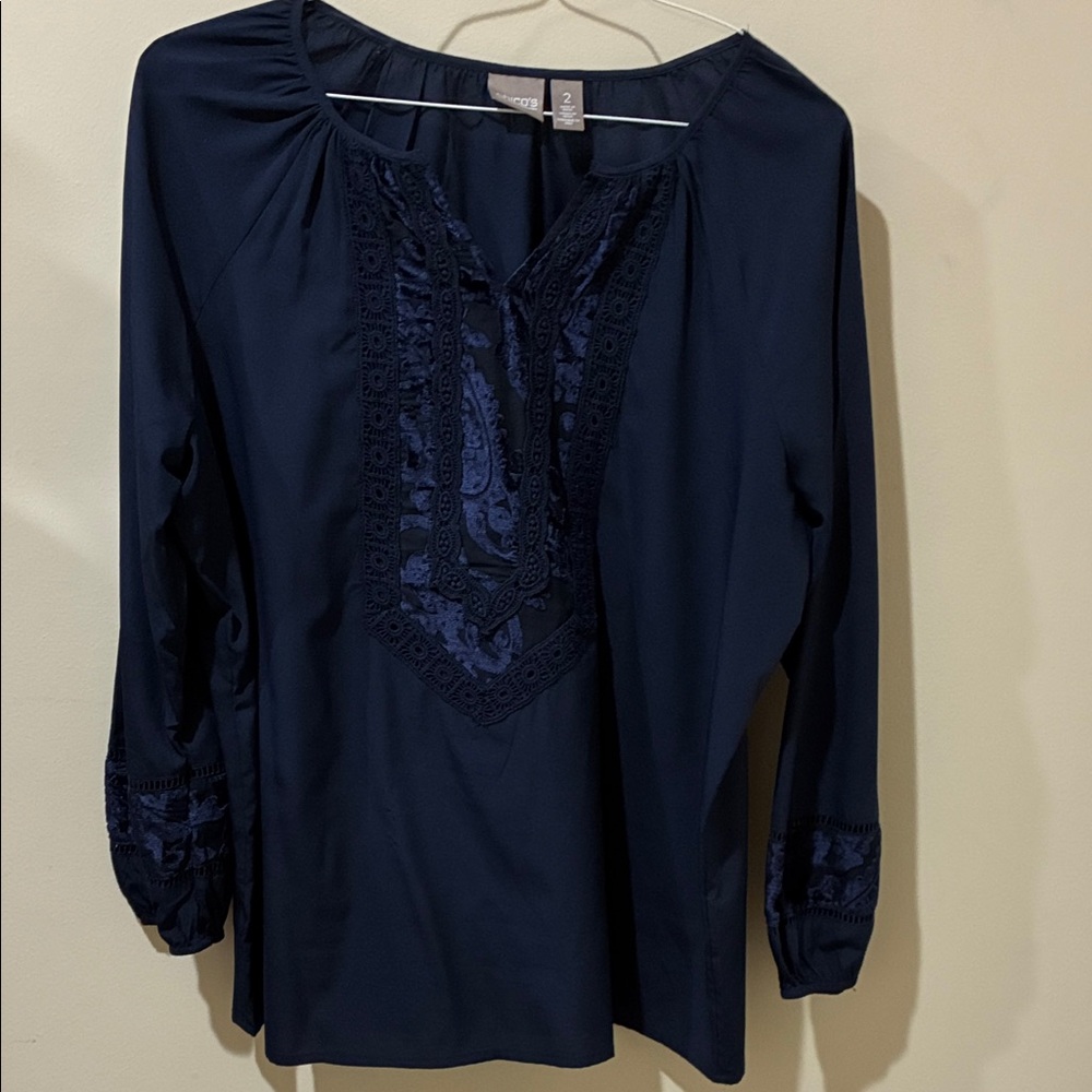 Dark blue long sleeve pullover blouse